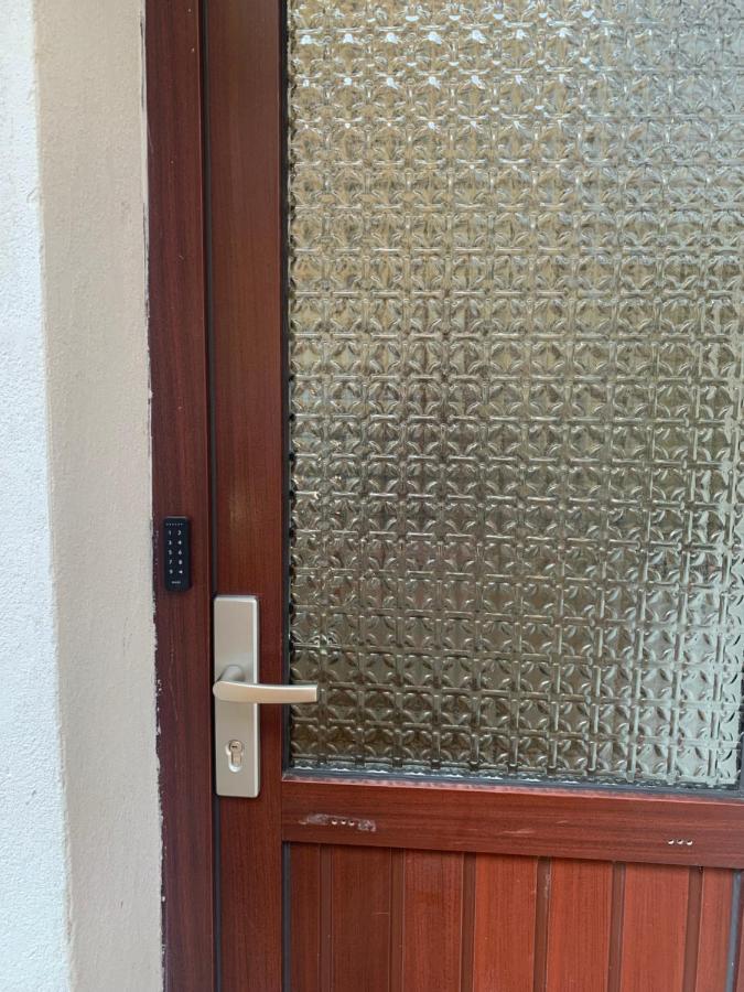 Vega - Free Parking - Self Checkin Graz Exterior foto